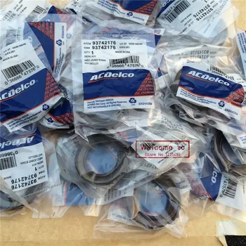 200 åè»ã®èªåè»é
ã¯ãã·ã£ã¬ã¹ã±ããããããšãã«ãã»ãããã©ãããªã³ã°ã·ãŒã«ã§è©°ãåãããããããã¯ã¹M5-M28 ã®ãããµã³ããã©ã°